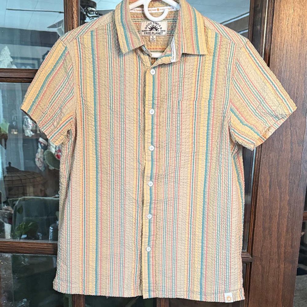 Free Planet Mens Small Seersucker Stripe Short Sleeve Button‎ Down Shirt Multi